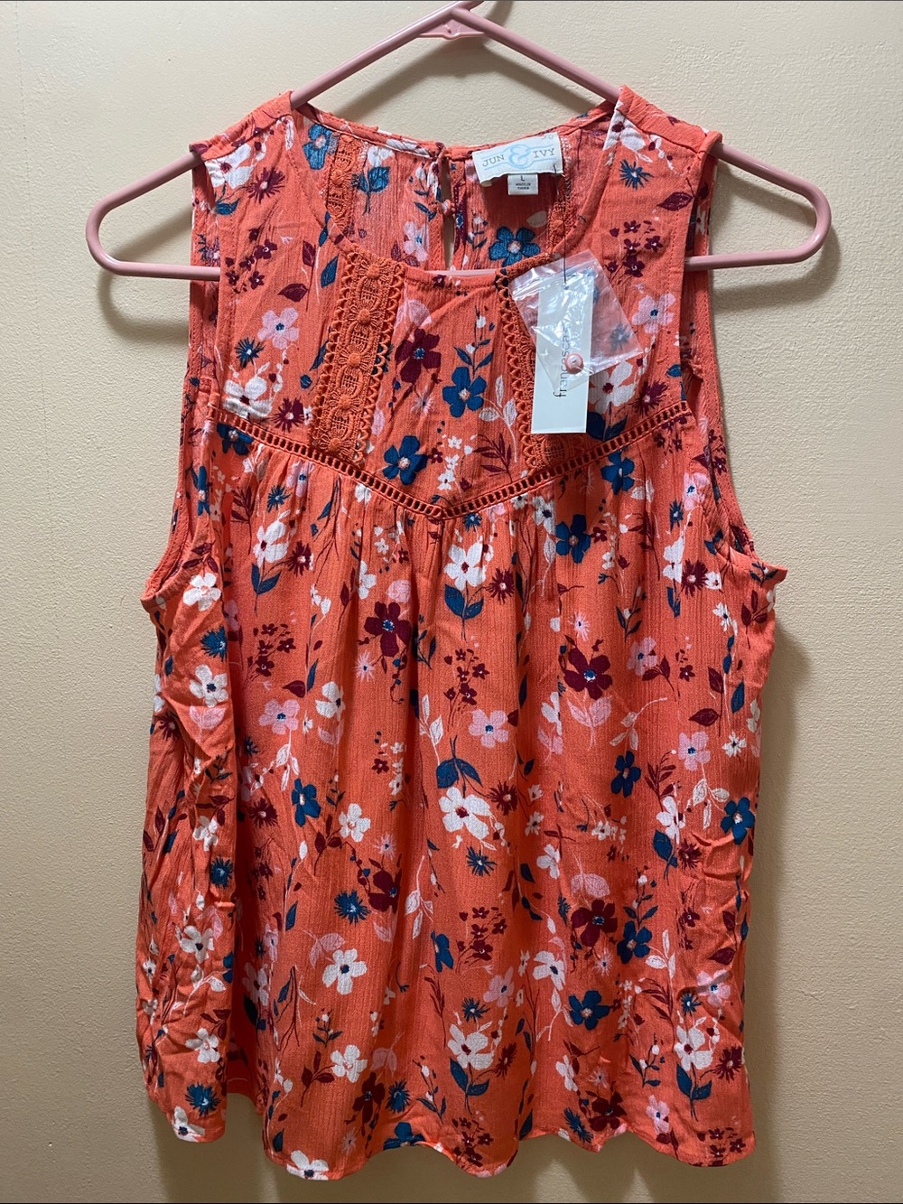 Floral Lace-Yoke Sleeveless Top in Coral NWT Vacation Summer Fall Resort